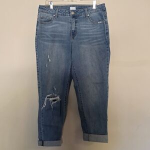 Distressed Boyfriend Jeans - Lightwash Ripped And Cuffed Size 14